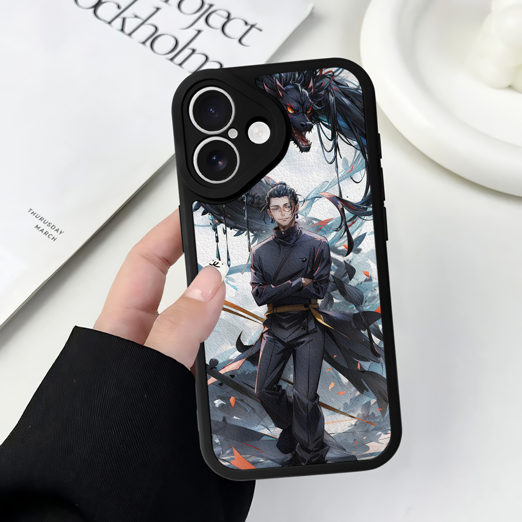 （画像用） 呪術廻戦 Jujutsu Kaisen 【iPhone 16シリーズ対応】シリコンスマホケース（レザー調） 材質：シリコン